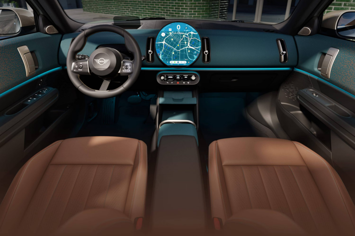 Interior Design and Tech in the 2025 MINI Countryman S ALL4