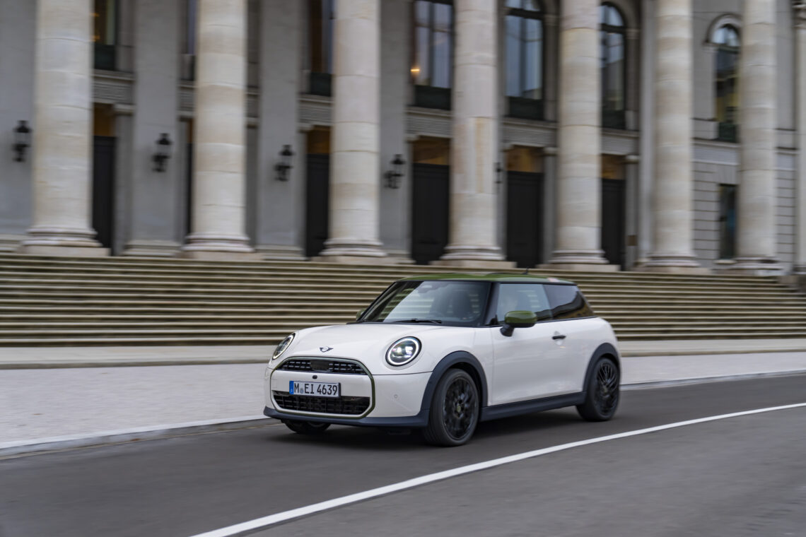 MINI Cooper Paul Smith Edition in white